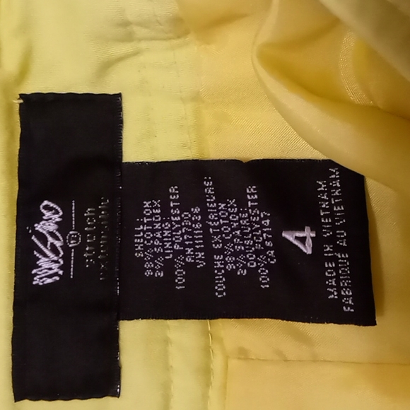 Pencil Skirt In Bright Yellow Size 4 - Picture 8 of 10